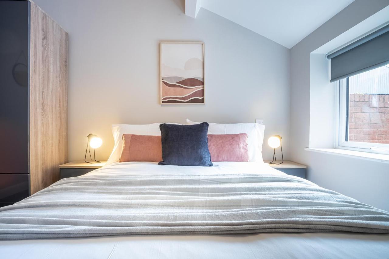 Elegant 1 Bedroom Apartments View & Parking By Opulent Sunderland (Tyne and Wear) Esterno foto